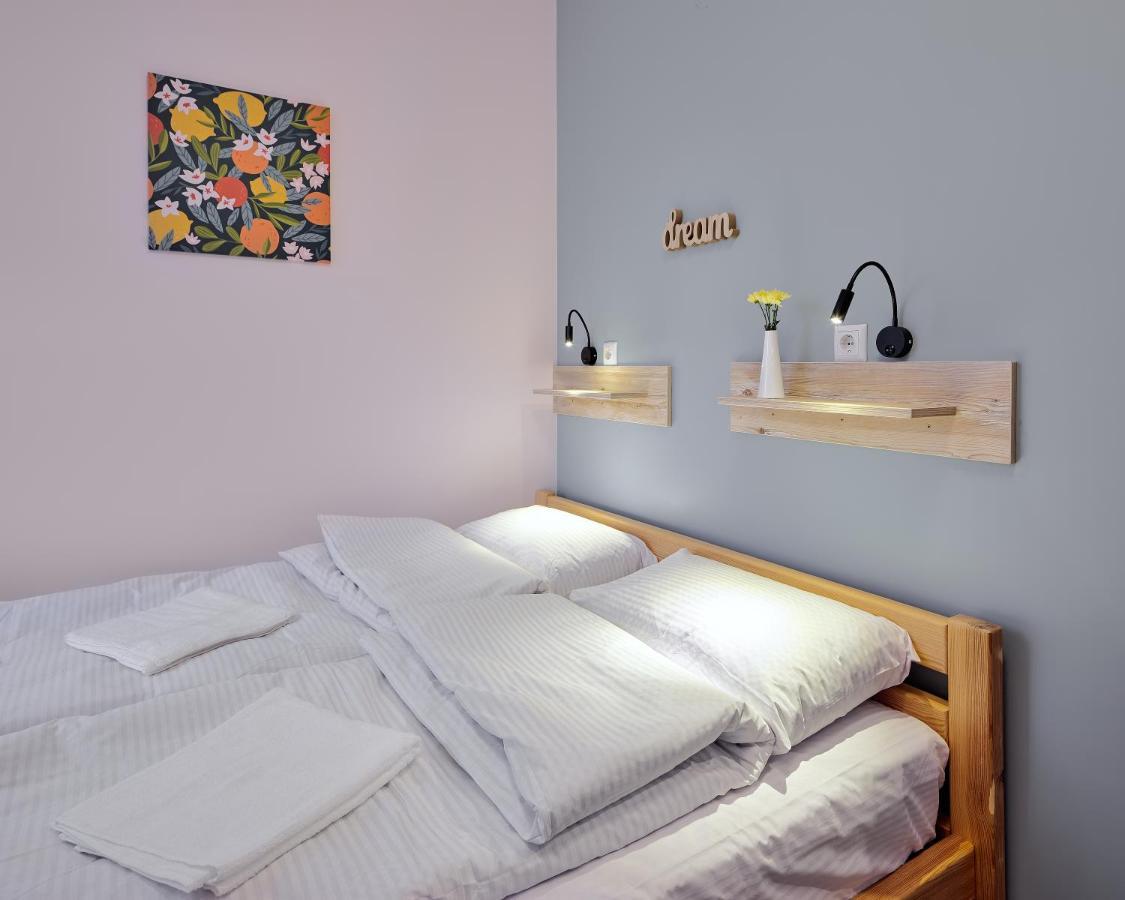 Dream Hostel Khmelnytskyi Ngoại thất bức ảnh