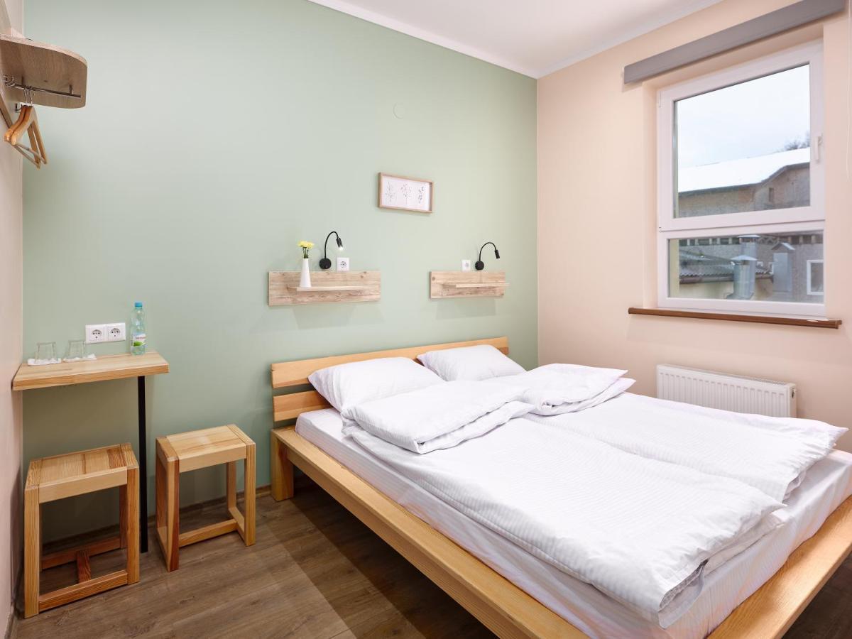 Dream Hostel Khmelnytskyi Ngoại thất bức ảnh