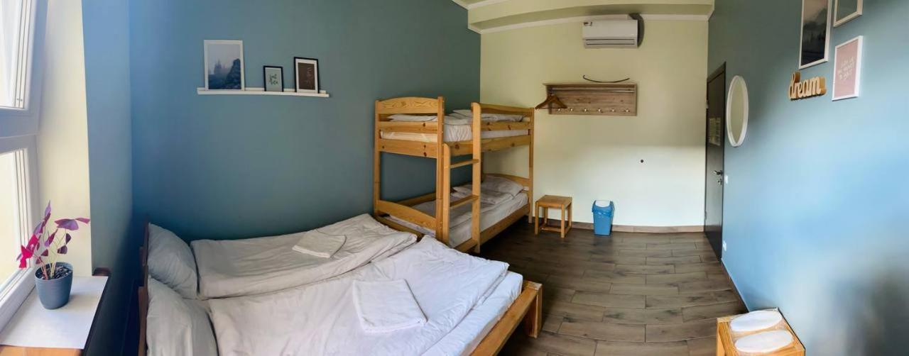 Dream Hostel Khmelnytskyi Phòng bức ảnh