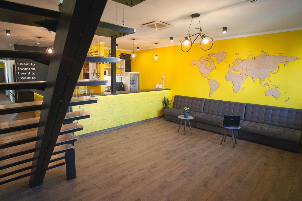 Dream Hostel Khmelnytskyi Ngoại thất bức ảnh