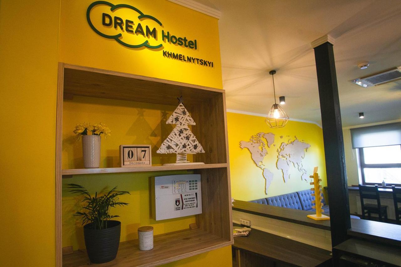 Dream Hostel Khmelnytskyi Ngoại thất bức ảnh