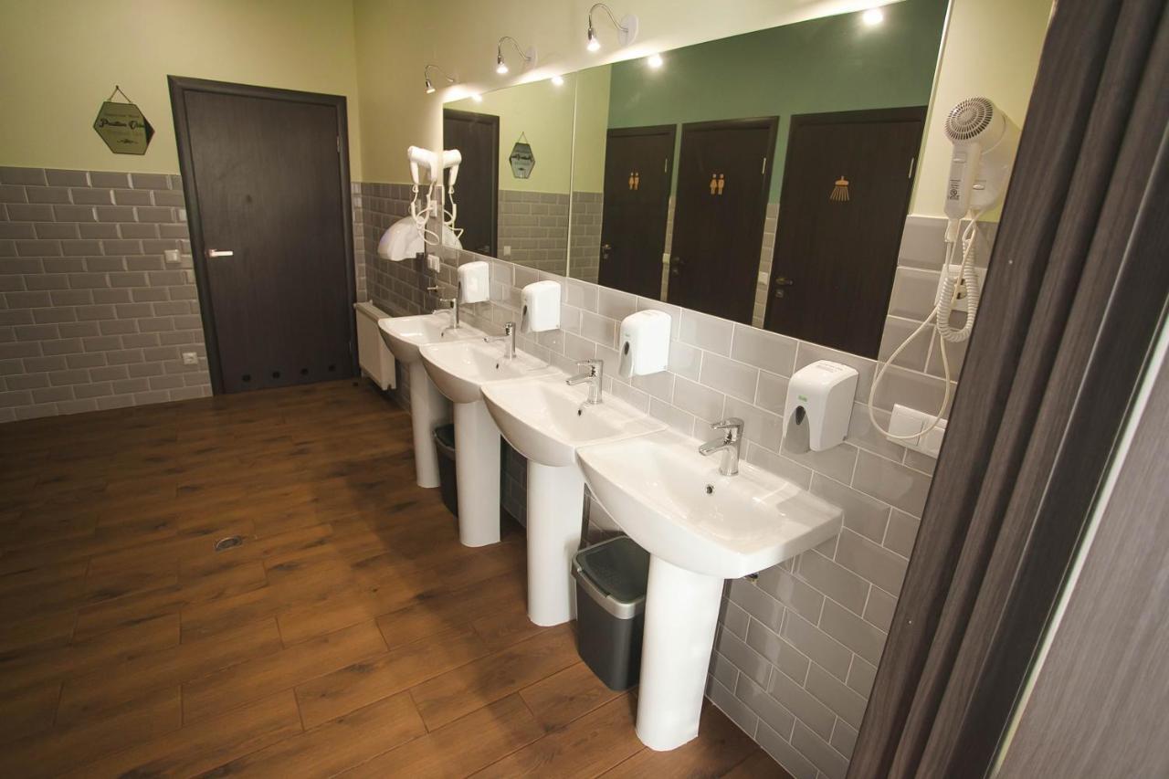 Dream Hostel Khmelnytskyi Ngoại thất bức ảnh