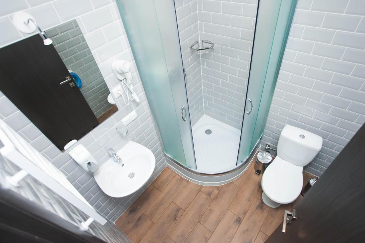 Dream Hostel Khmelnytskyi Ngoại thất bức ảnh