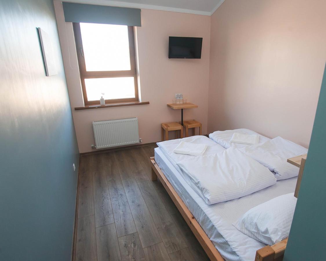 Dream Hostel Khmelnytskyi Ngoại thất bức ảnh