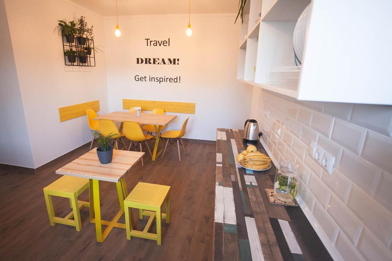 Dream Hostel Khmelnytskyi Ngoại thất bức ảnh