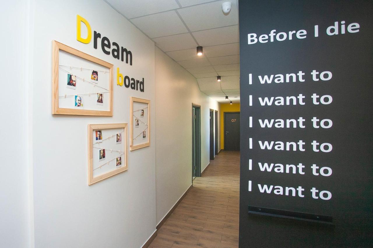 Dream Hostel Khmelnytskyi Ngoại thất bức ảnh