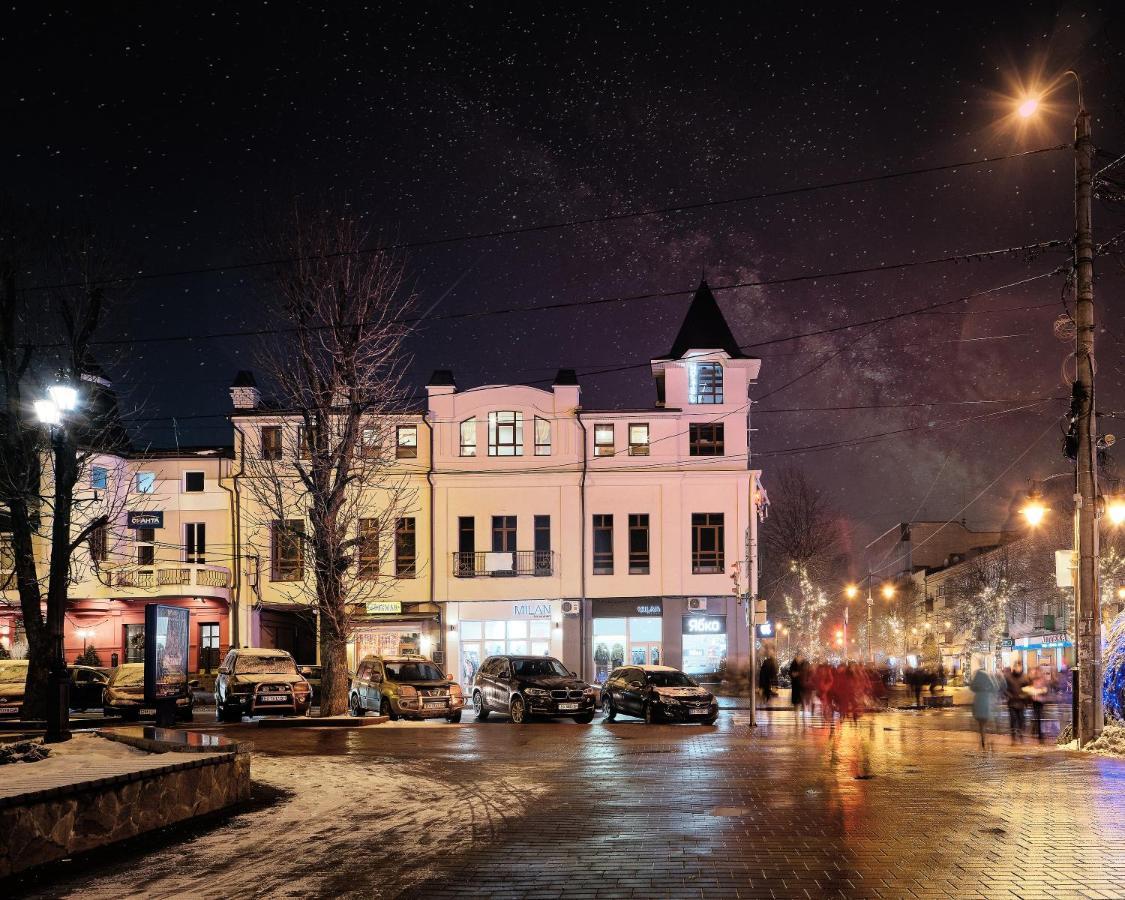Dream Hostel Khmelnytskyi Ngoại thất bức ảnh